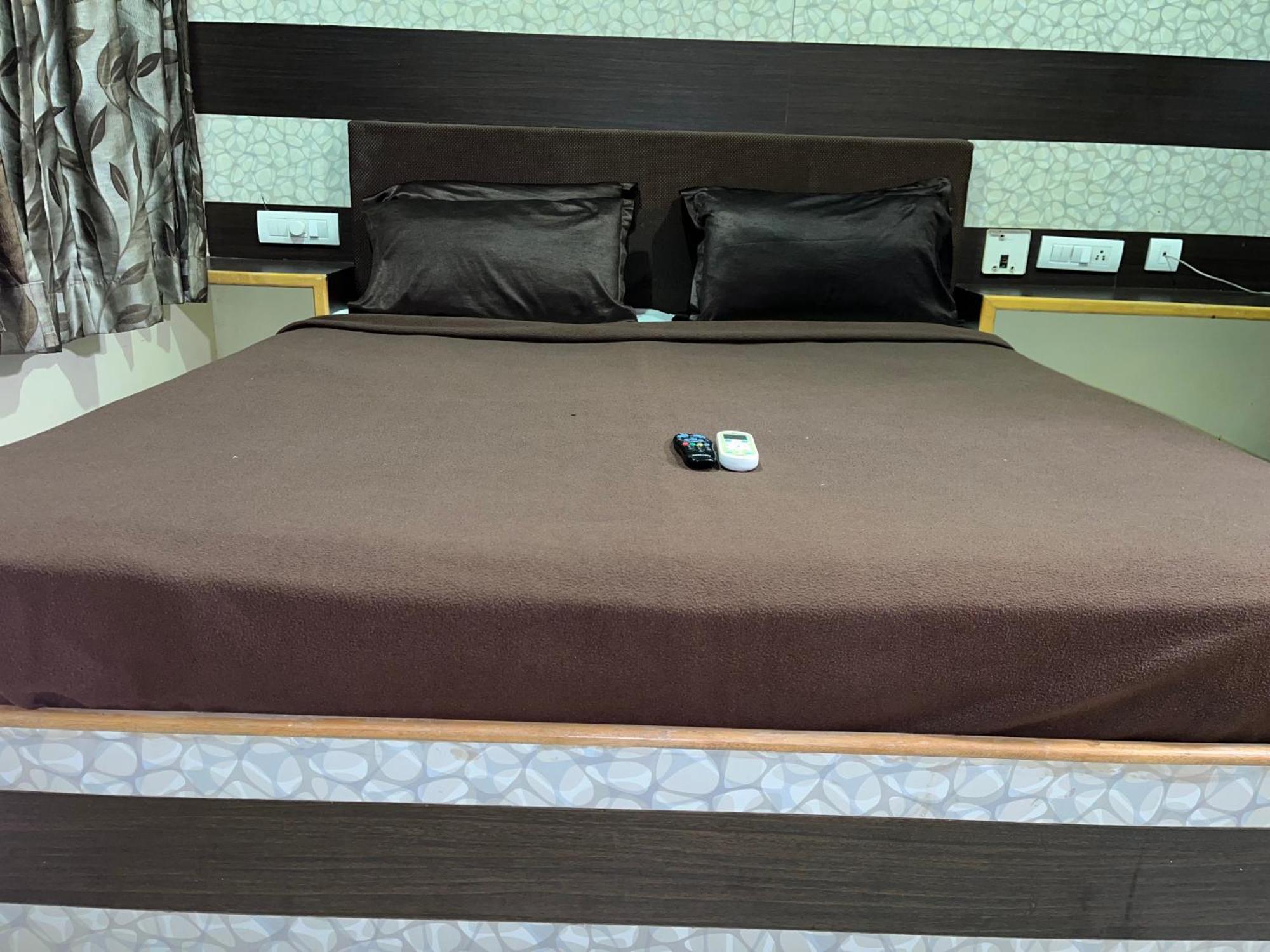 מדוראי Msp Grands Inn מראה חיצוני תמונה